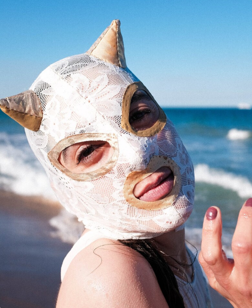 White Lace Devil Horn Full-Face Mask 119