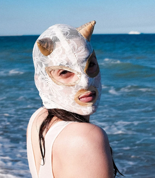 White Lace Devil Horn Full-Face Mask 119