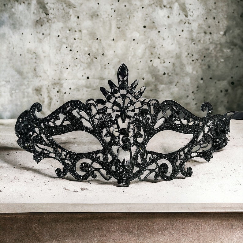 Black Crystal Mask