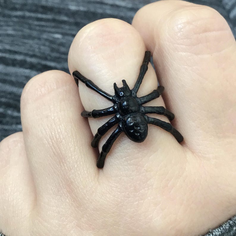 Gothic Spider Ring