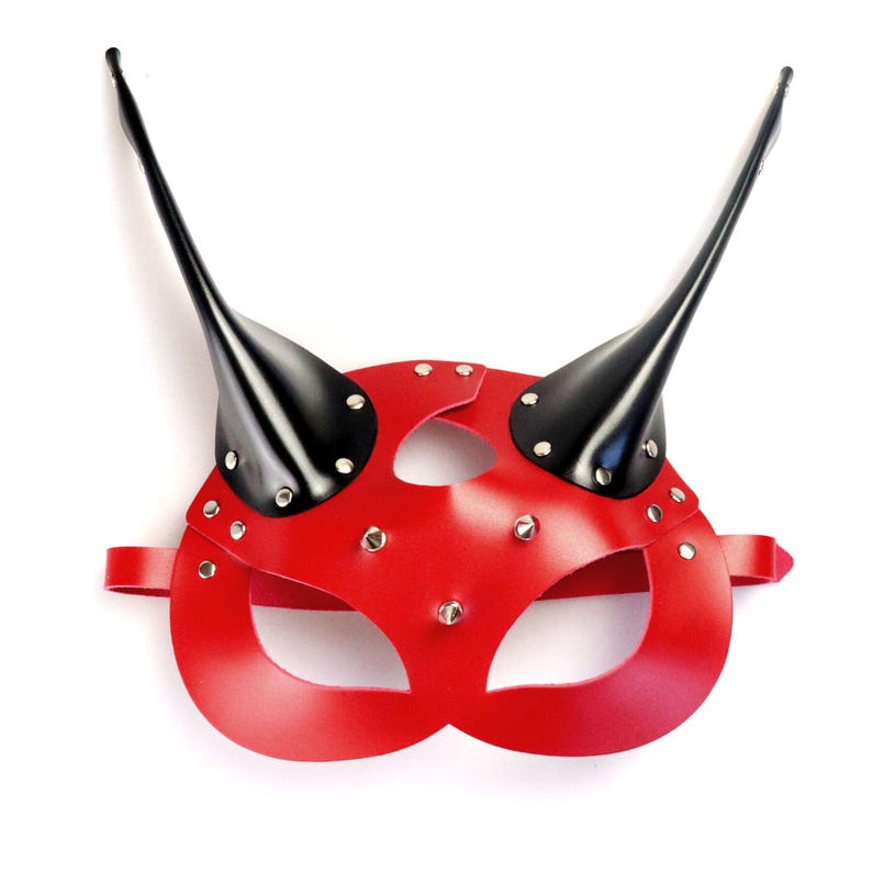 Spiked Devil Leather Mask: Rave Festival Accessory 146