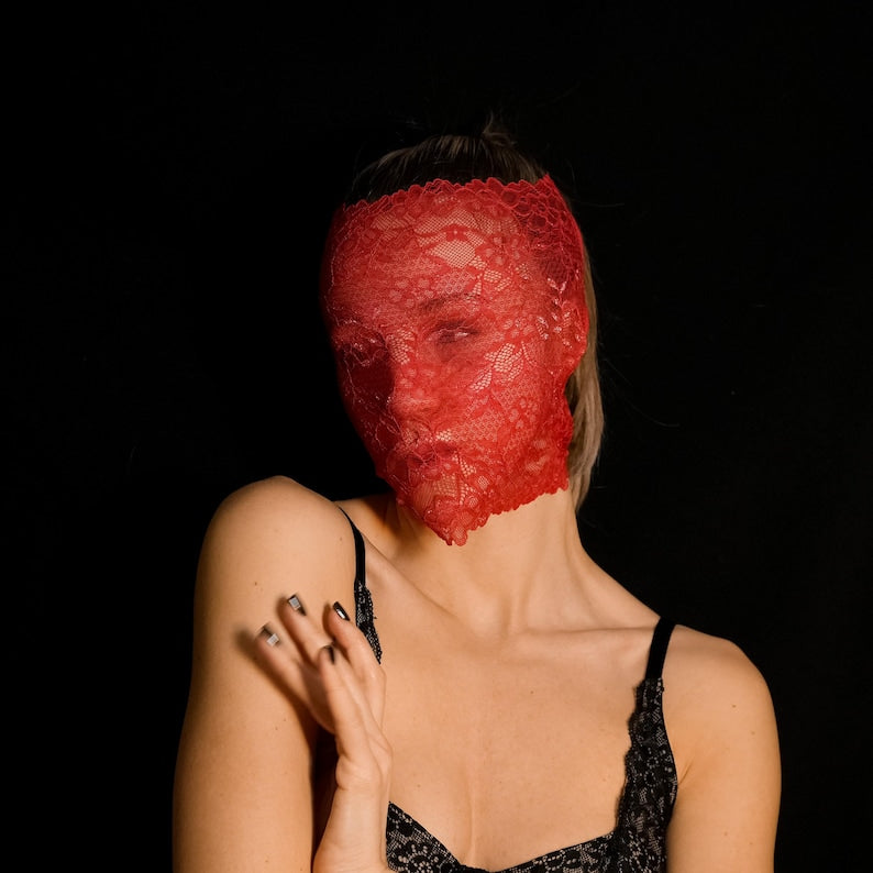 Red Lace Full-Face Mask 160