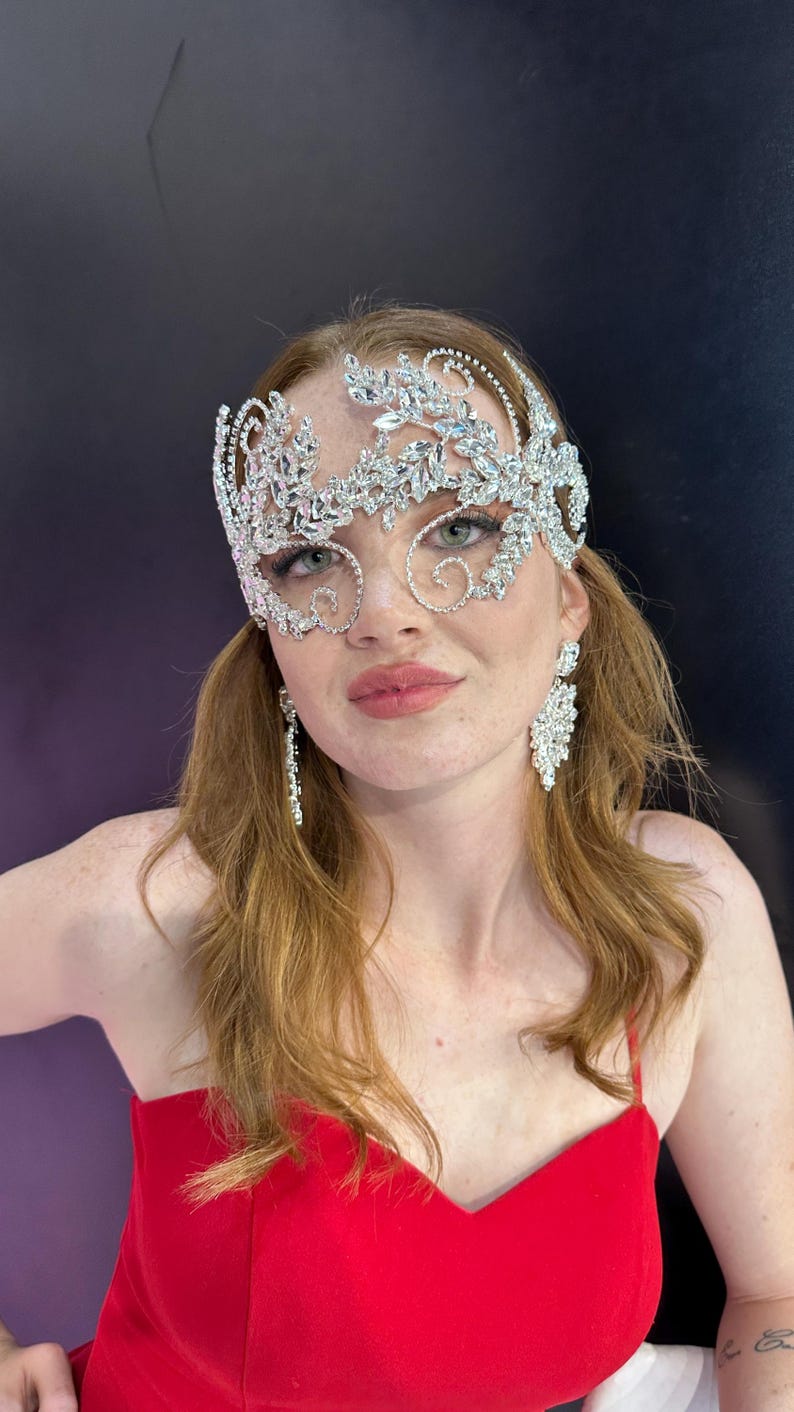 Rhinestone Masquerade Mask 152