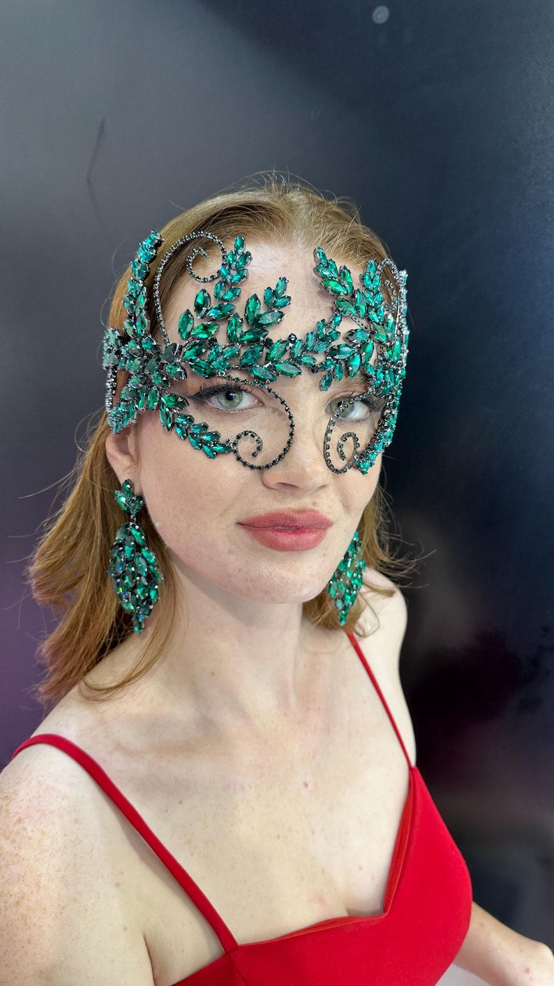 Rhinestone Masquerade Mask 152