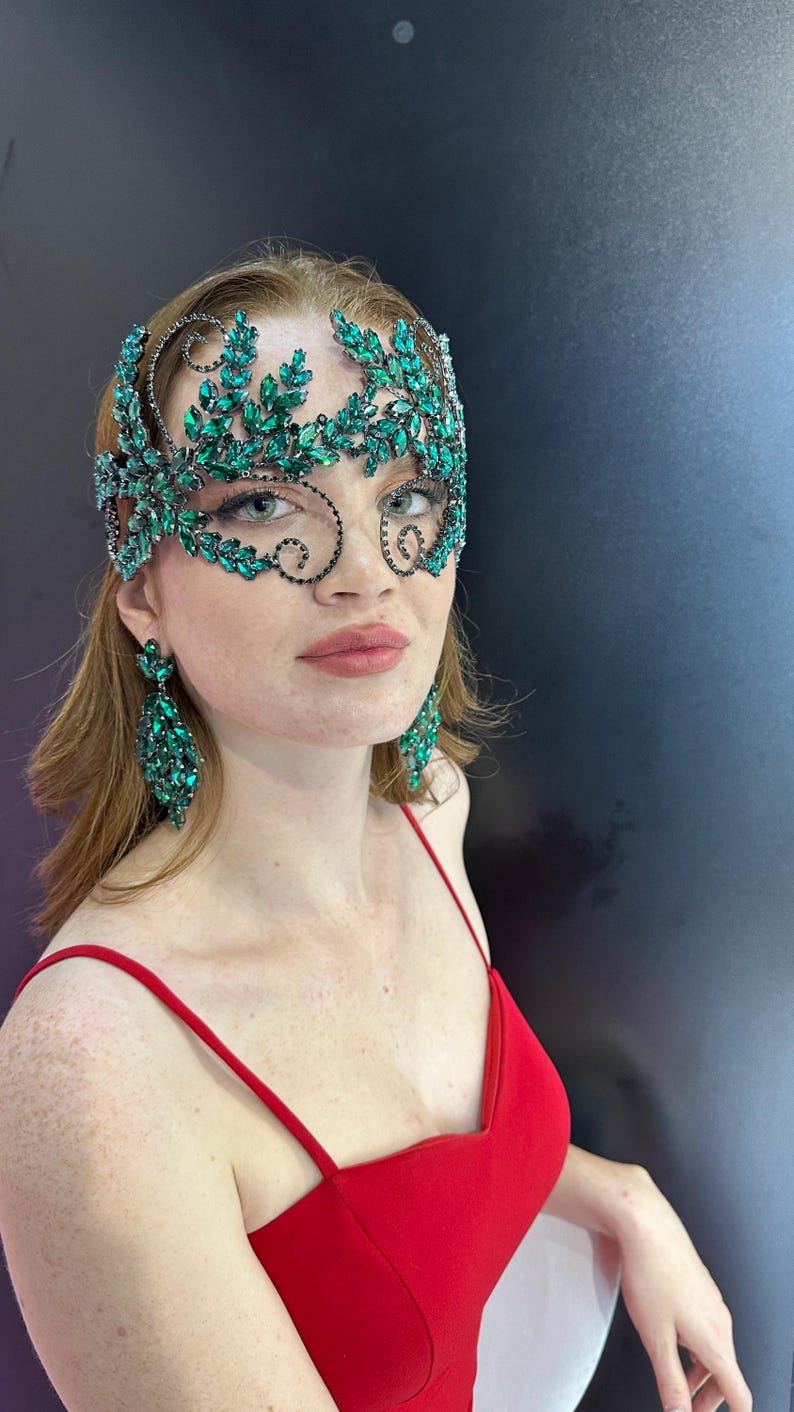 Rhinestone Masquerade Mask 152