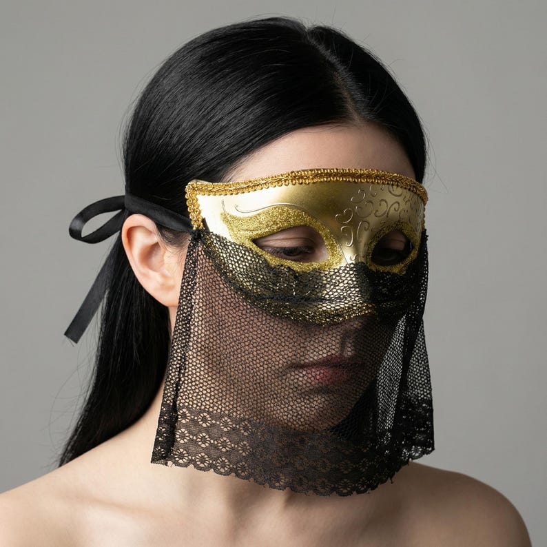 Venetian Masquerade Mask | Black Lace Veil 170