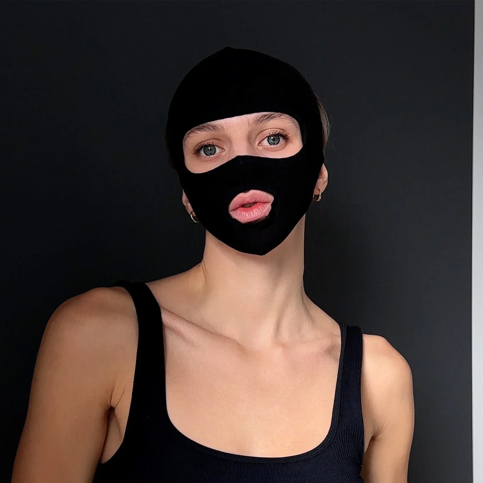 Minimalist 2-Hole Full-Face Mask 108