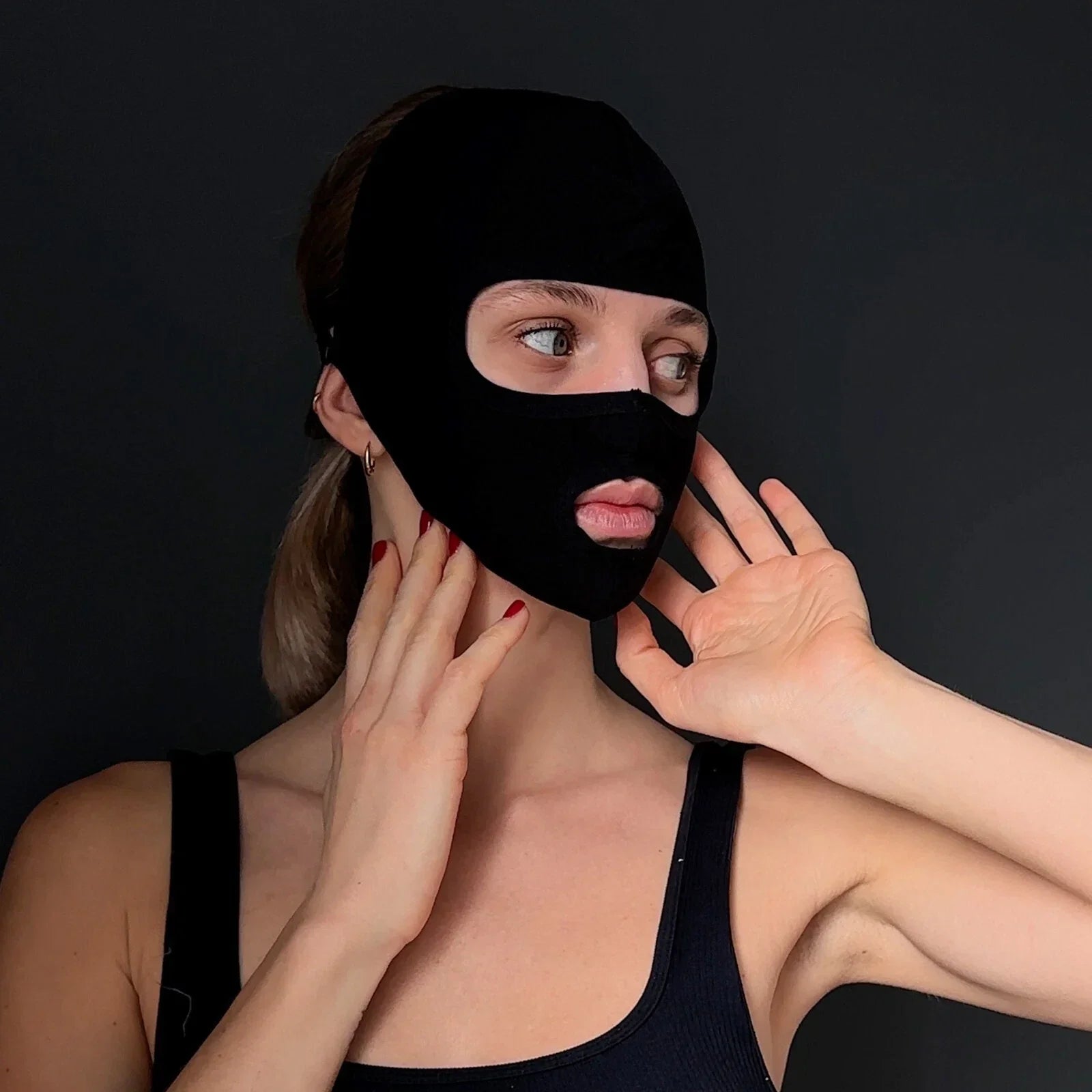 Minimalist 2-Hole Full-Face Mask 108